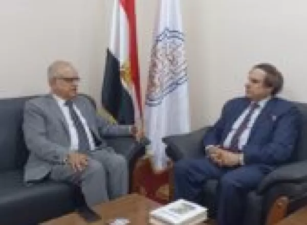 الأمين يستقبل ممثل جامعة الأوزاعي